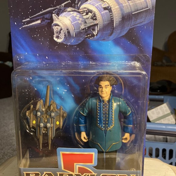 BABYLON 5 VIR COTTO HEAVY WARSHIP 1997 6 INCH Action Figure - Picture 2 of 12